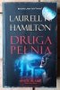 Laurell Hamilton Druga pełnia - okładka